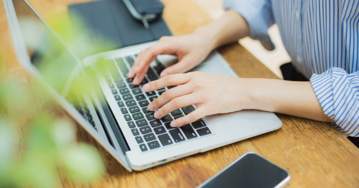 【MONEY PLUS執筆】営業利益41倍の「note」、好決算の翌日に株価が急落した理由。PER60倍は高すぎる？